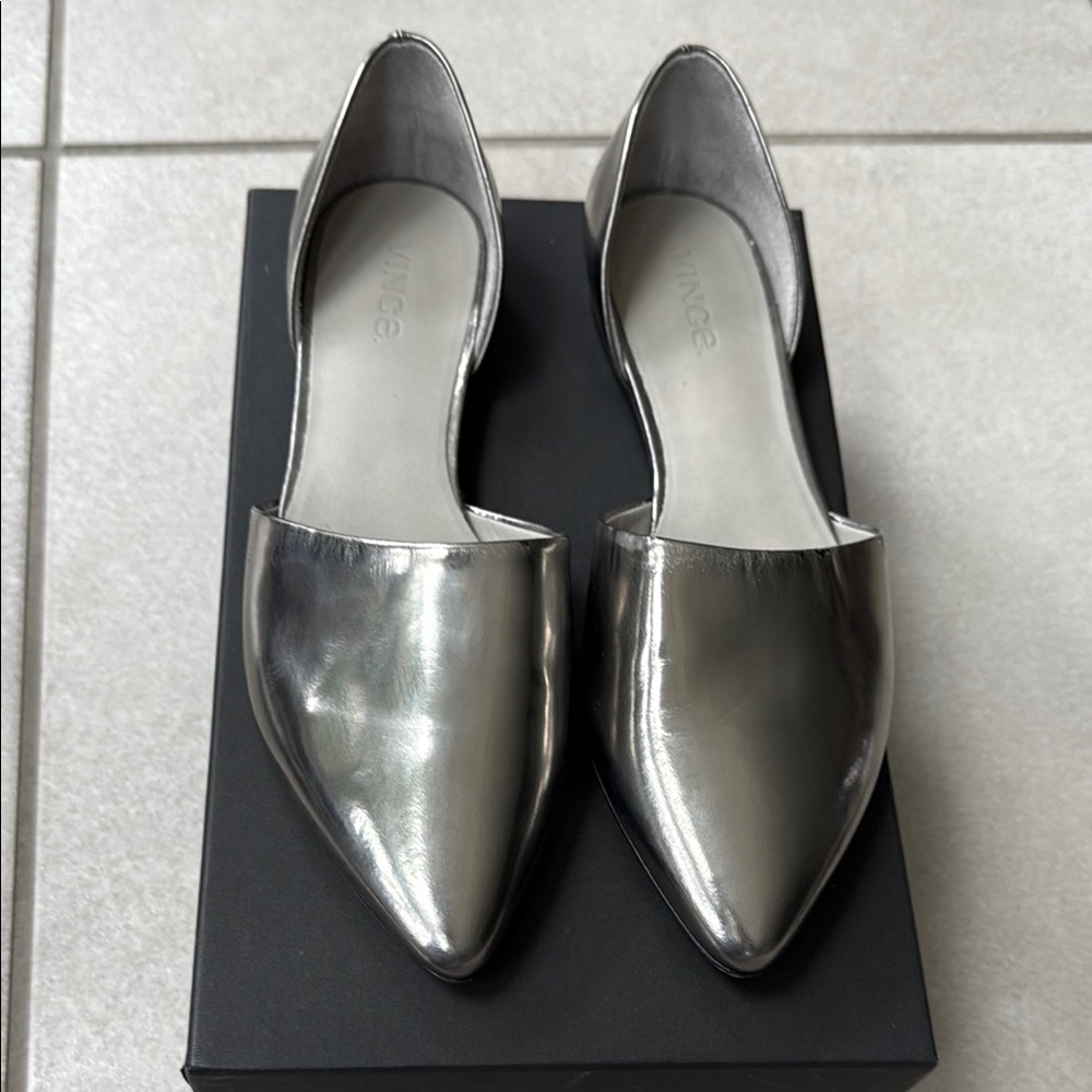 Vince Silver Nina Metallic Leather Flats Size 8